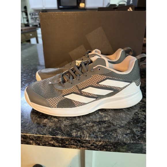 Adidas Avaflash Low Womens Size 7 Gray White Athletic Running Tennis Shoes  is available for purchase on au PAY Market - Imported Goods Online Store  Co.Ltd. | au PAY Market - Online Shopping Site
